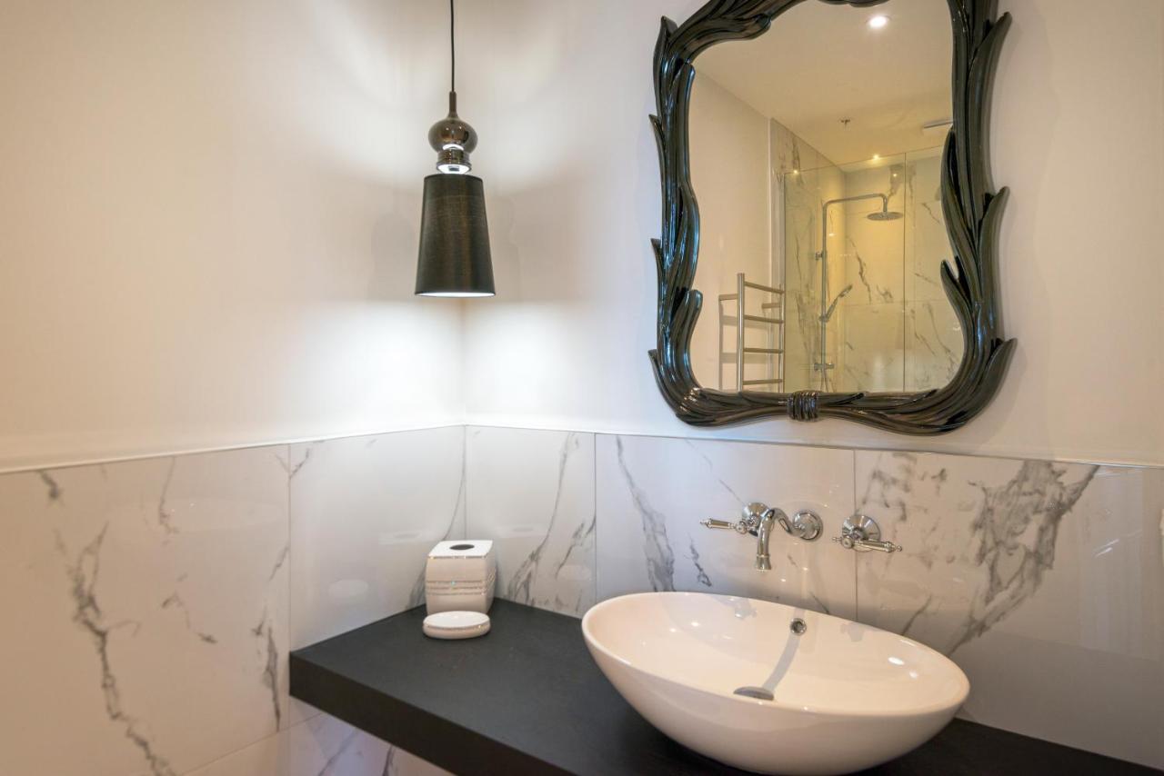 Henley Hotel Кеймбридж Екстериор снимка